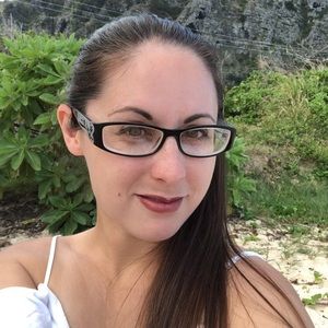 Meet your Posher, Allisha